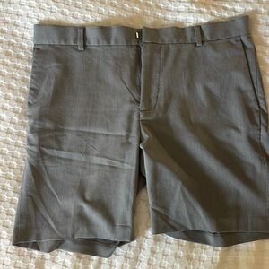 H&M slim fit size 34 gray dress shorts